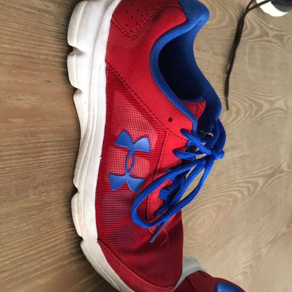 Boys Under Armour shoes